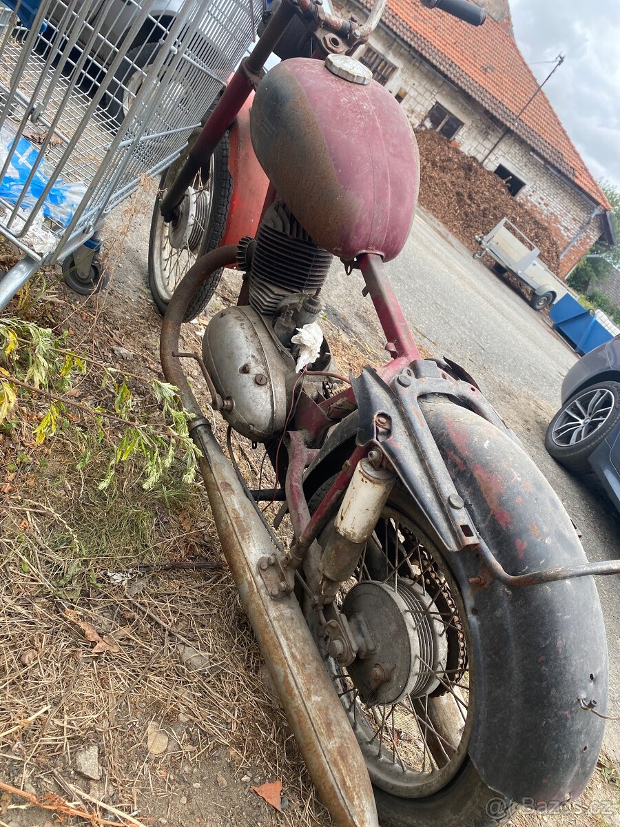 Jawa 250 - 2