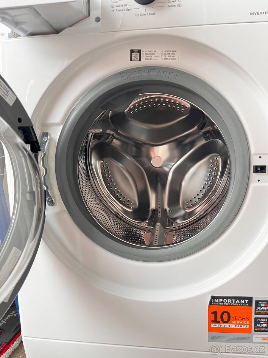 Prodám pračku Whirlpool FFS 7259 B EE - 2