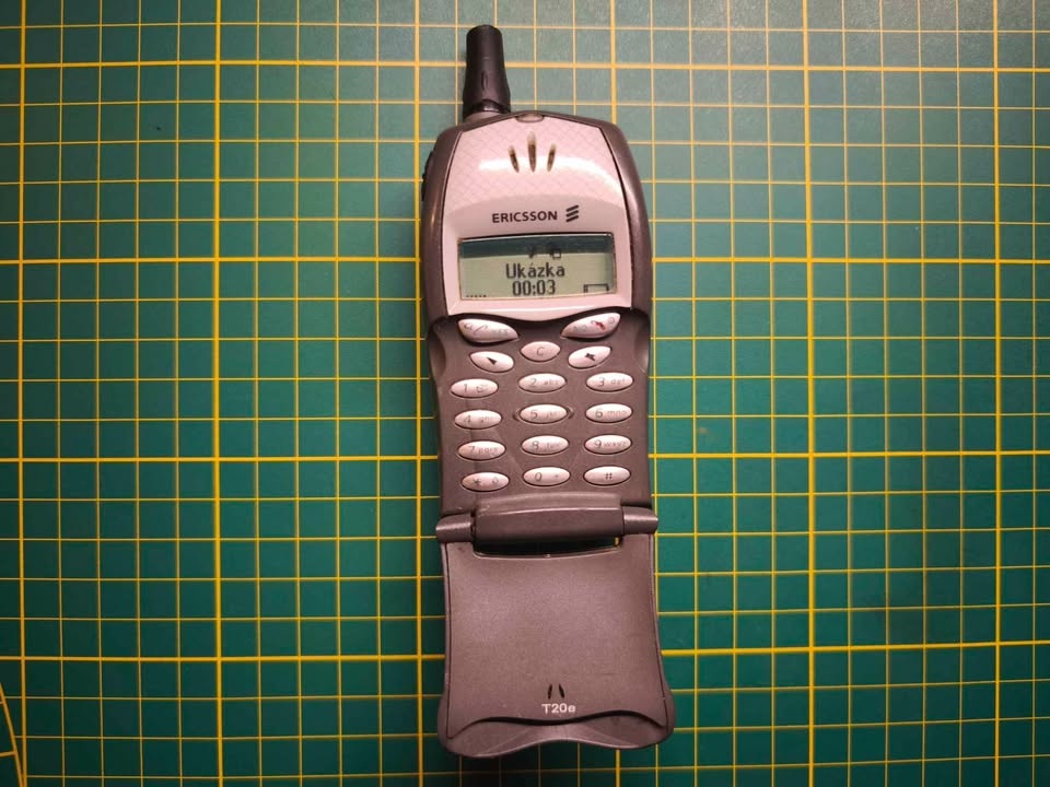 Ericsson t20s - 2
