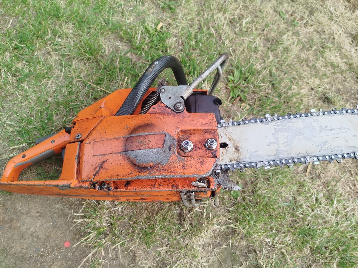 Motorová pila Husqvarna 266 - 2