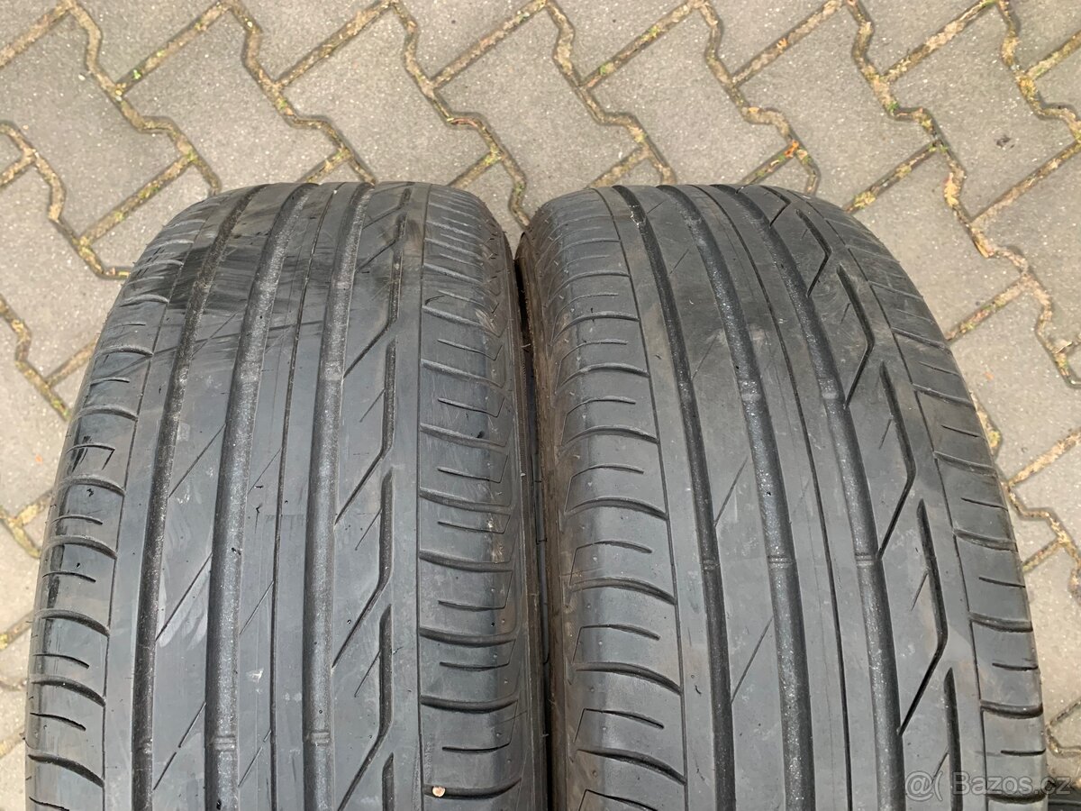 225/50/18 Bridgestone - 2