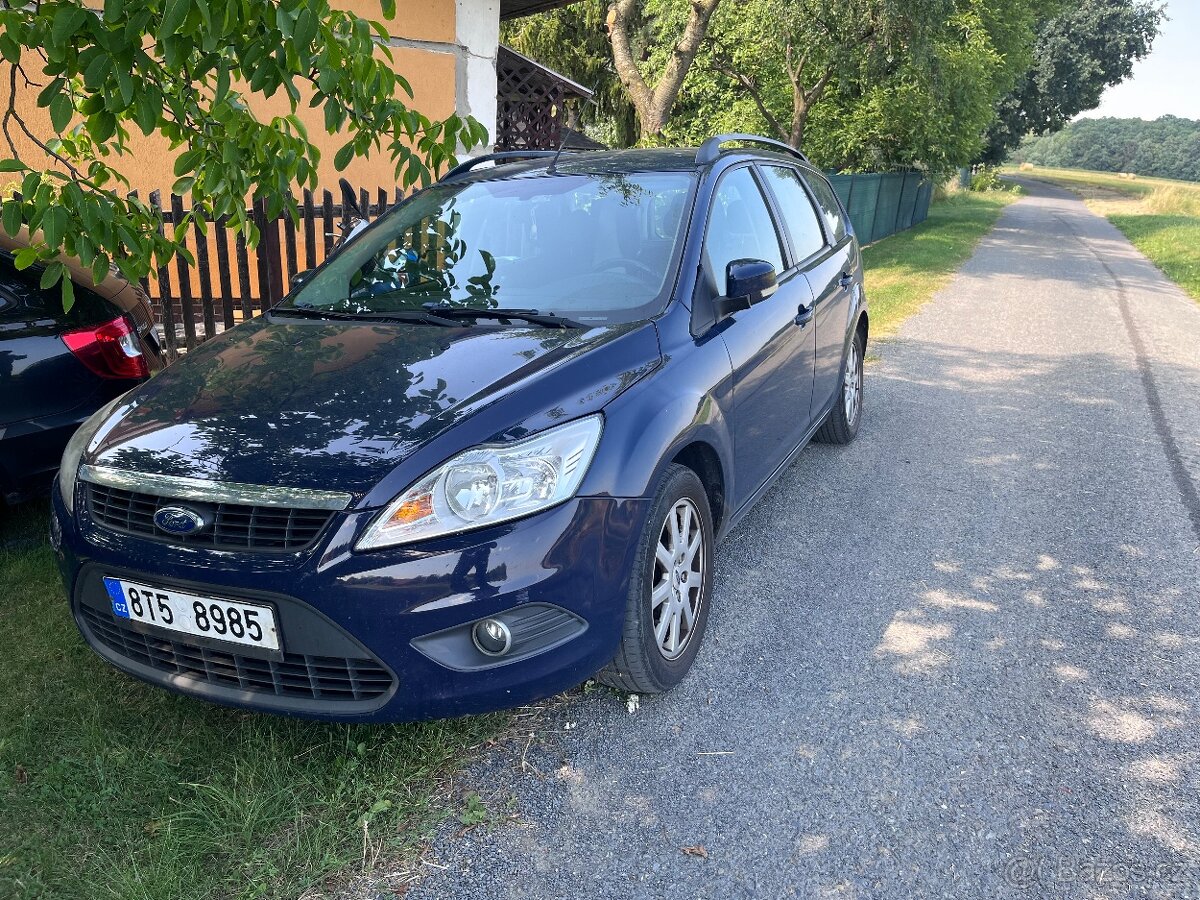 Focus combi 1.6 benzín - 2