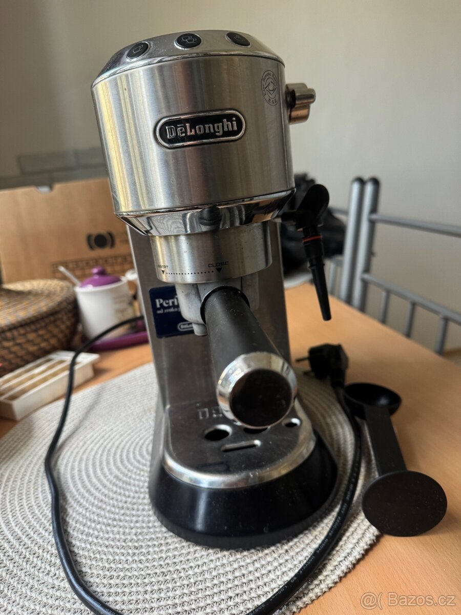 Kávovar Delonghi - 2