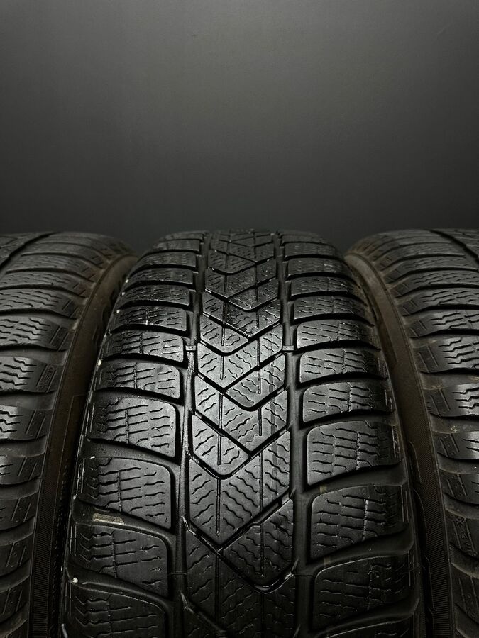 Sada pneu Pirelli 205/60/16 96H - 2