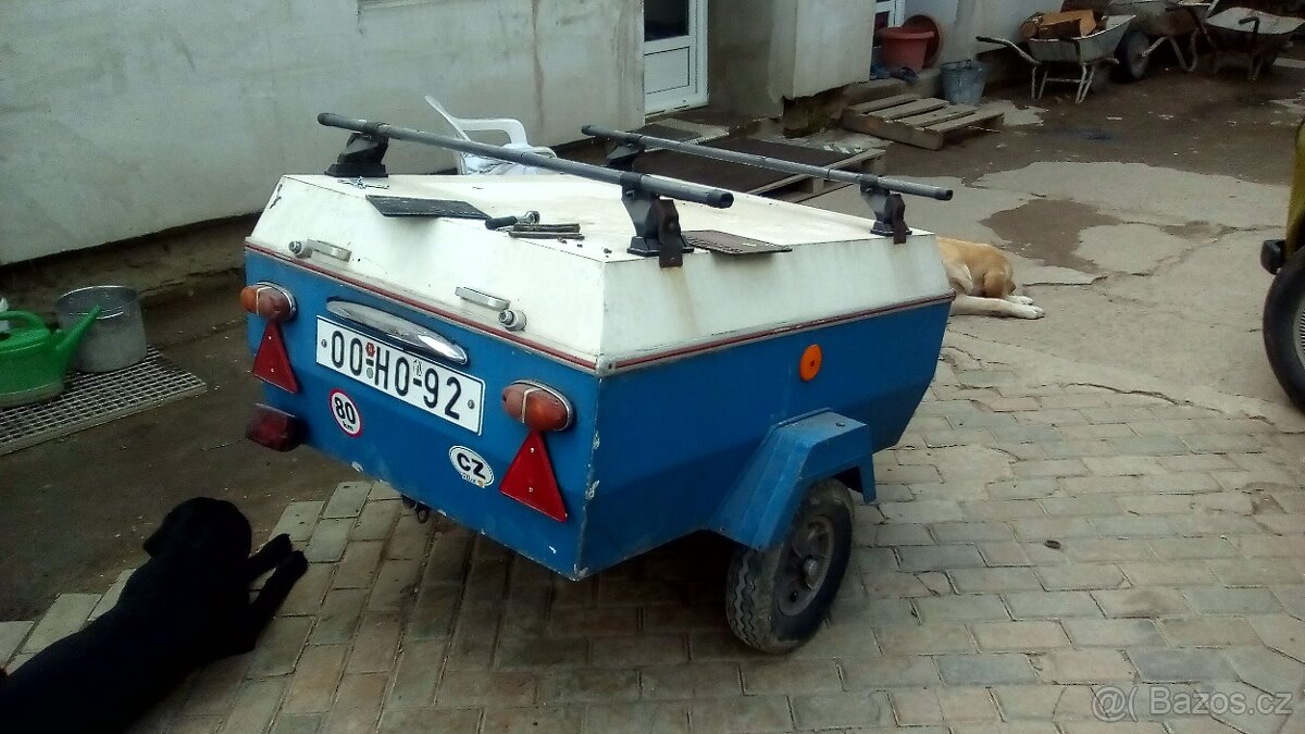 Přívěsné vozíky - 2
