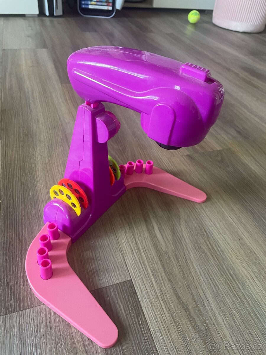 Kreslicí projektor - 2