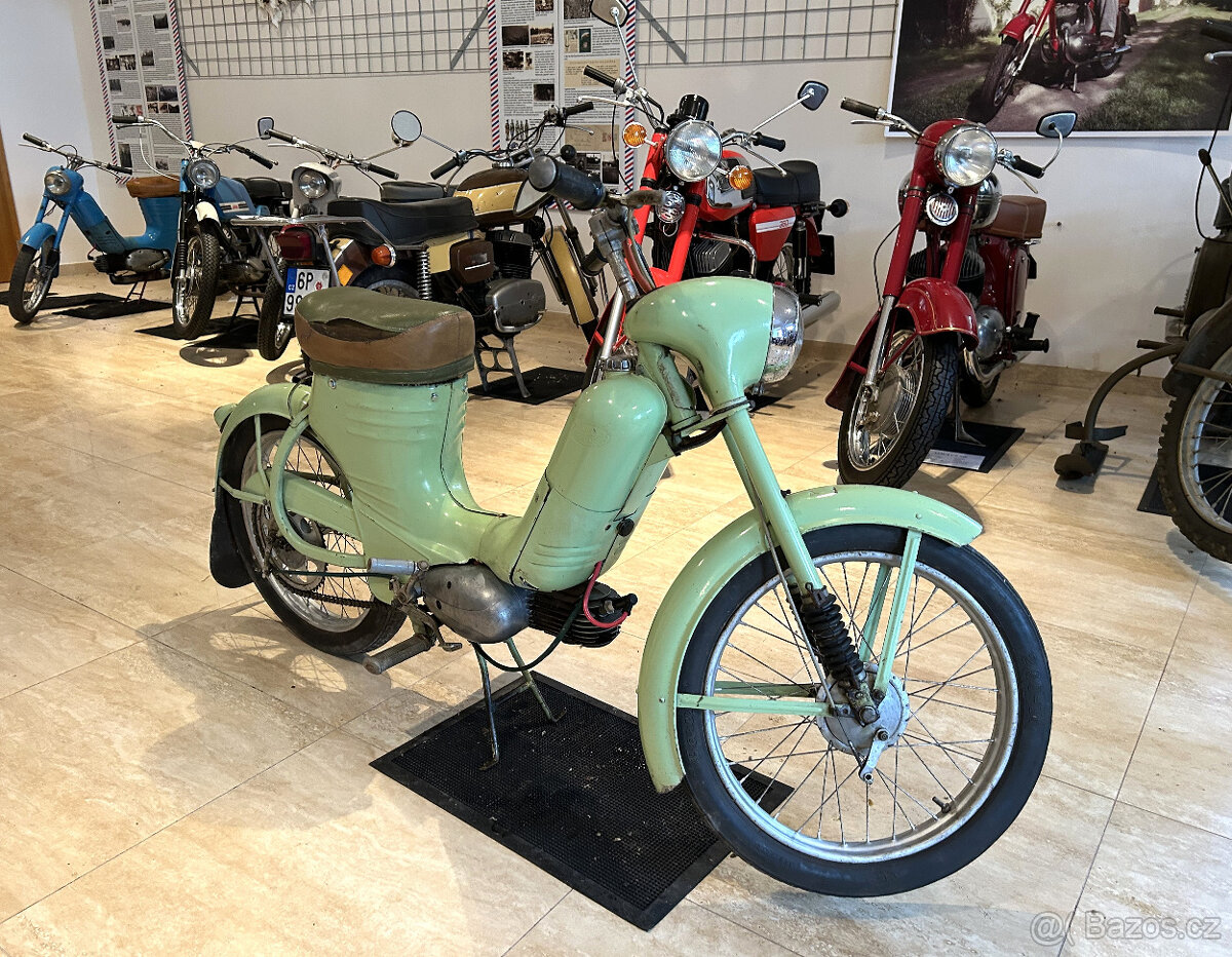 Jawa 50 "Pařez" - zelený - 2