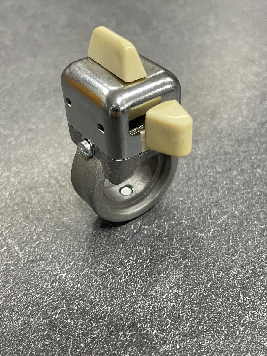 Kompletní přepínač světla a bzučáku na Stadion S22 - 2