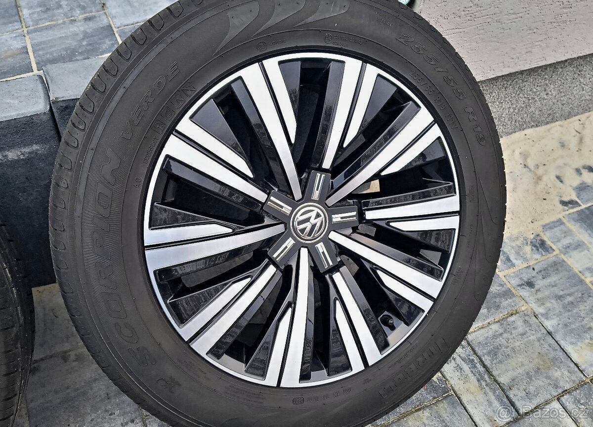 19 originál 5x112 VW TOUAREG R-Line ☀️ Pirelli 255/55 R19 - 2
