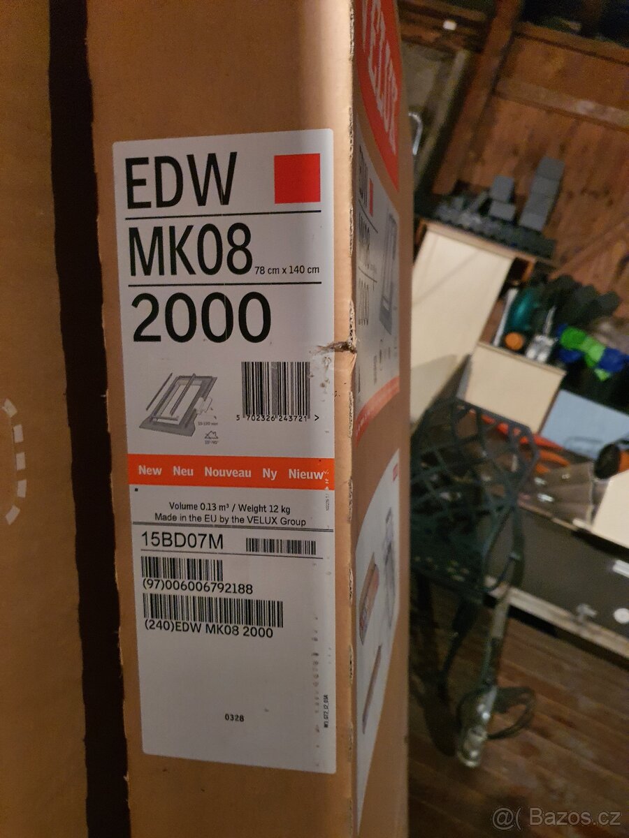 Dřevěné okno Velux - 2