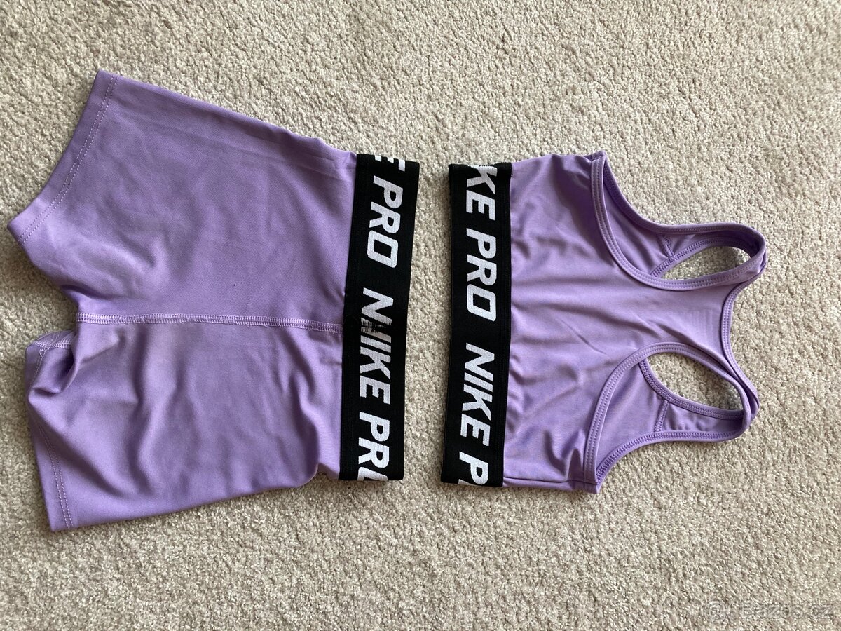 Souprava vel cca 140/146 - 2