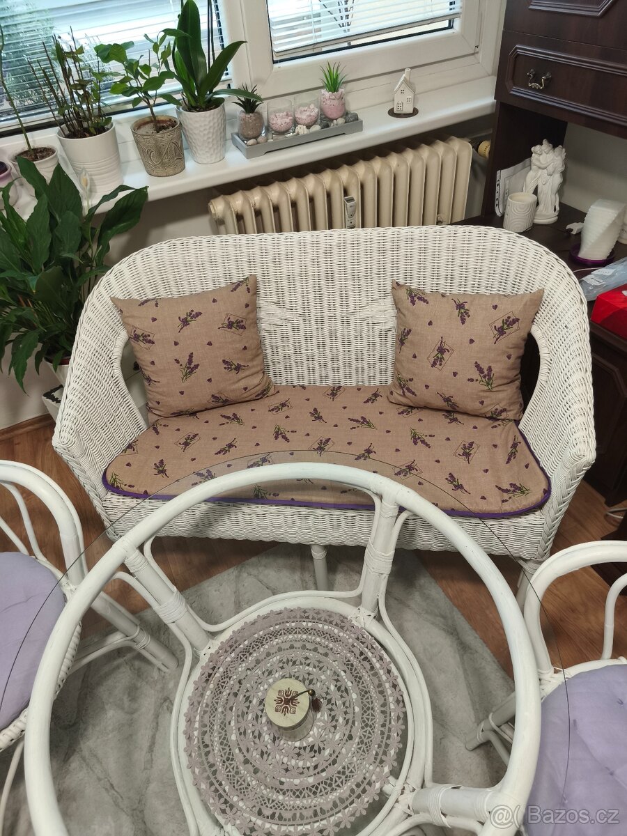 Ratanová souprava - 2