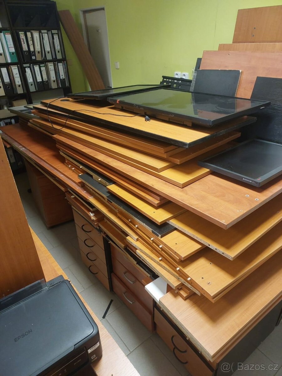 Kancelářské psací stoly - 2