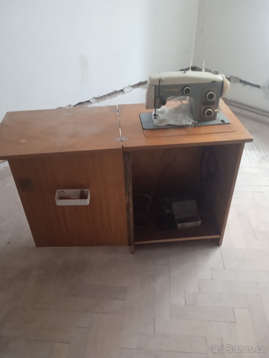Šicí stroj Veritas - 2