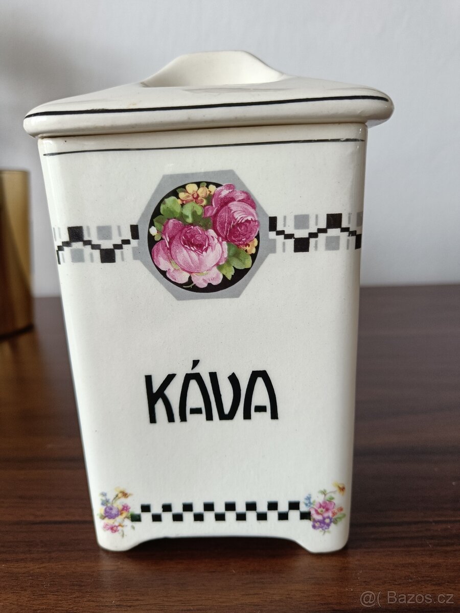 Stará doza Ditmar Urbach - 2