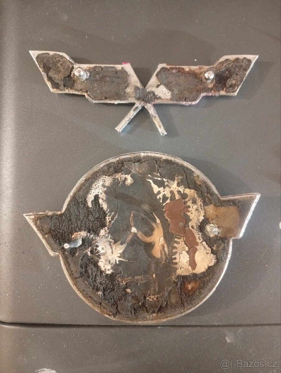 Znaky corvette c3 - 2