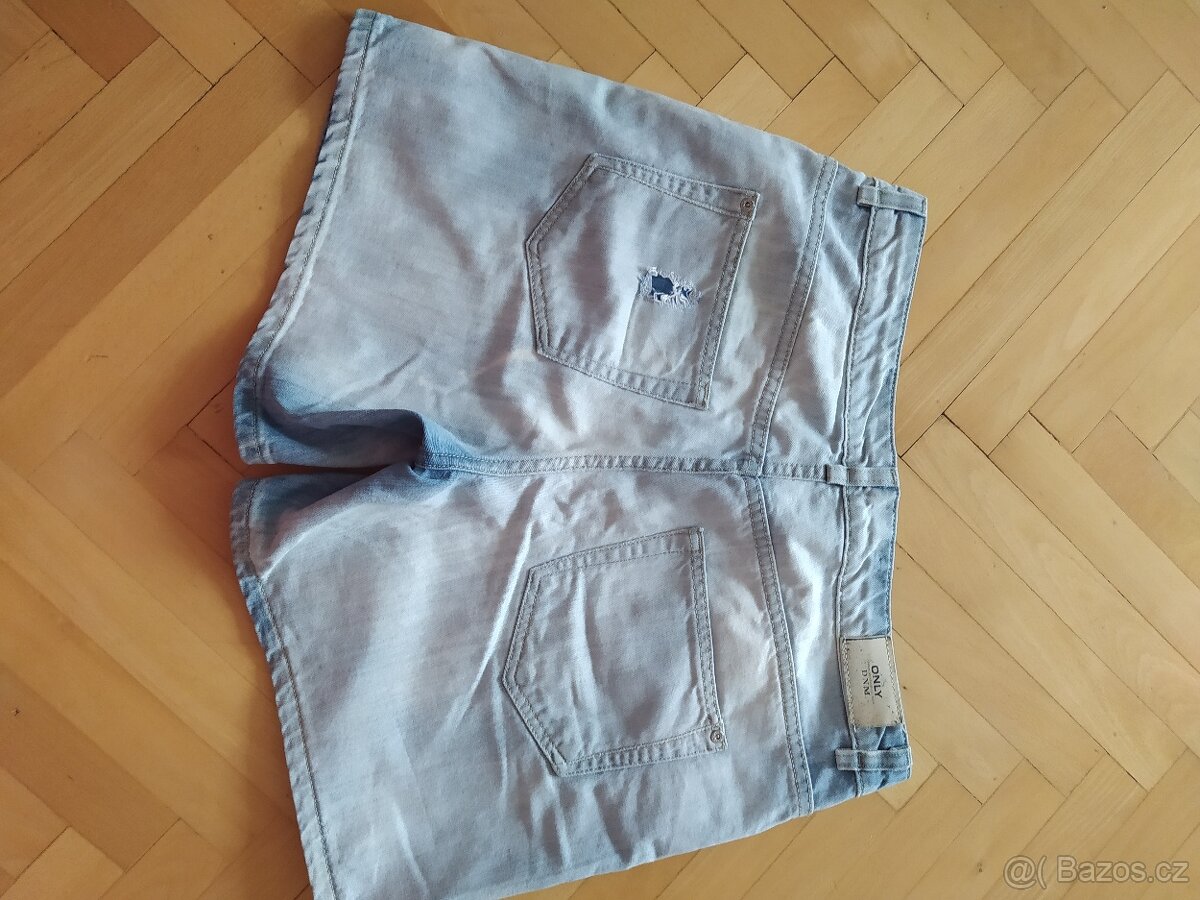 Dámské kraťasy - 2