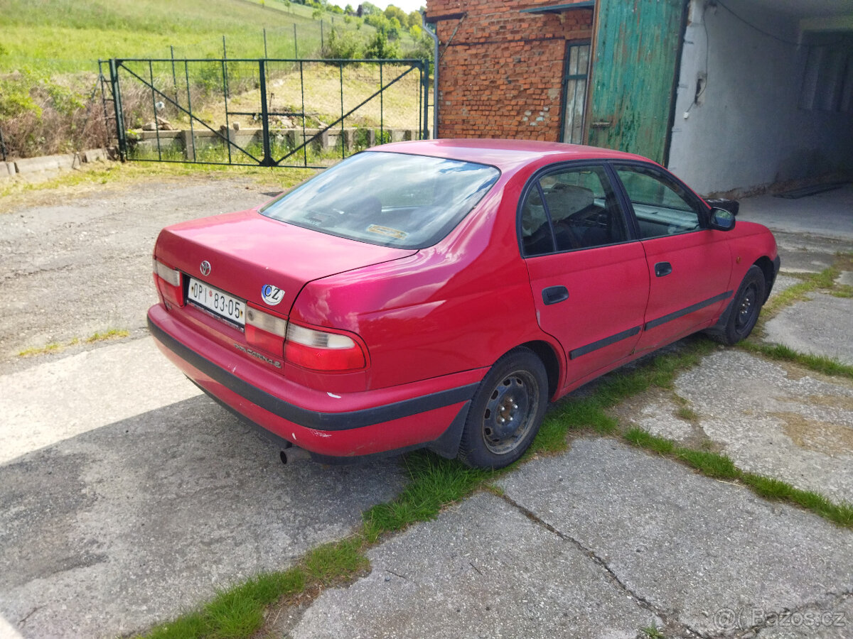 Carina e 1.6 16V - 2