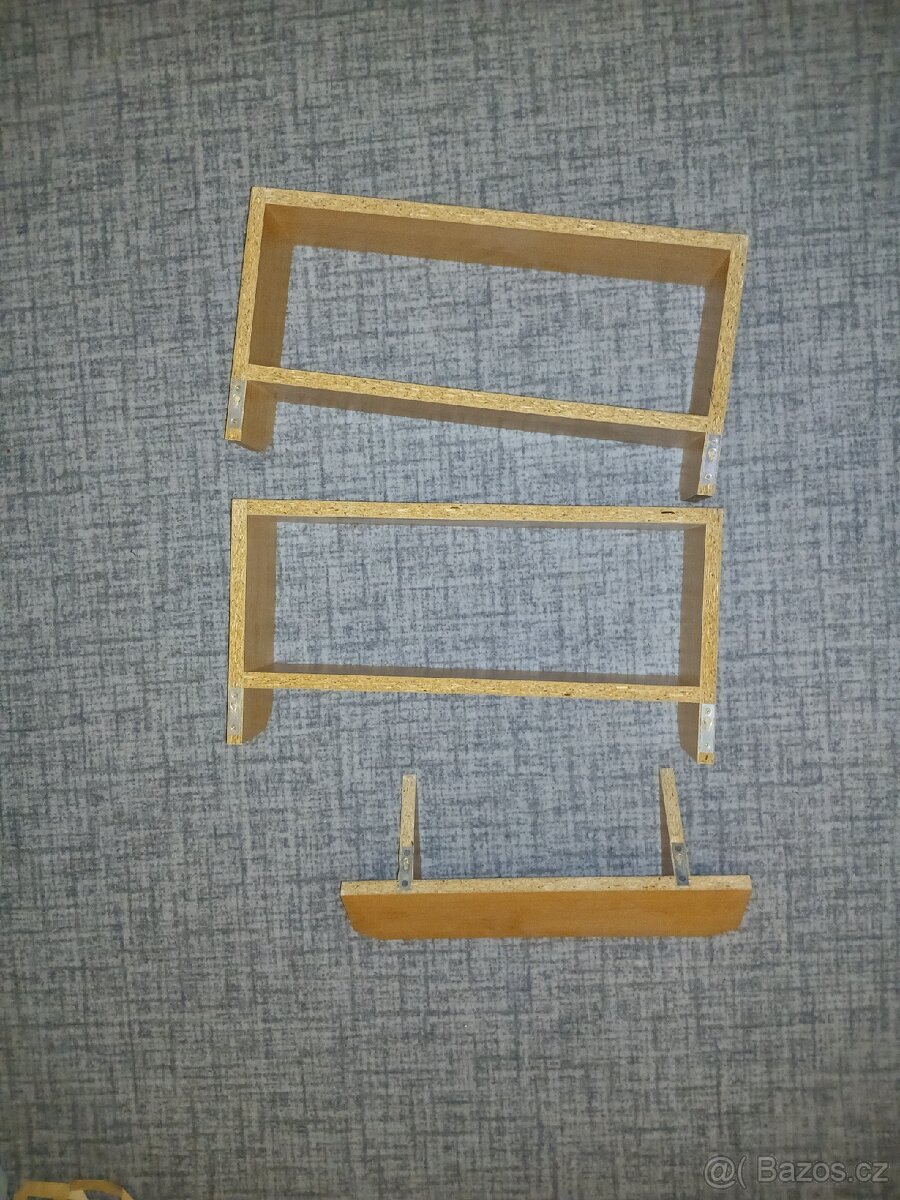3x poličky Ikea - 2