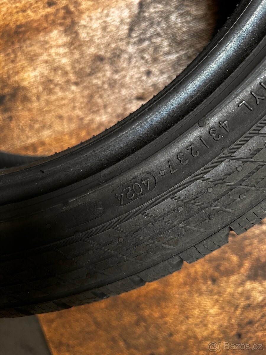 2ks Nokian SnowProof WR 225/45 R17 - 2
