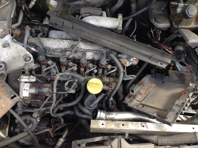 Renault Scenic 1,9DCI 2002 - pouze díly - 2