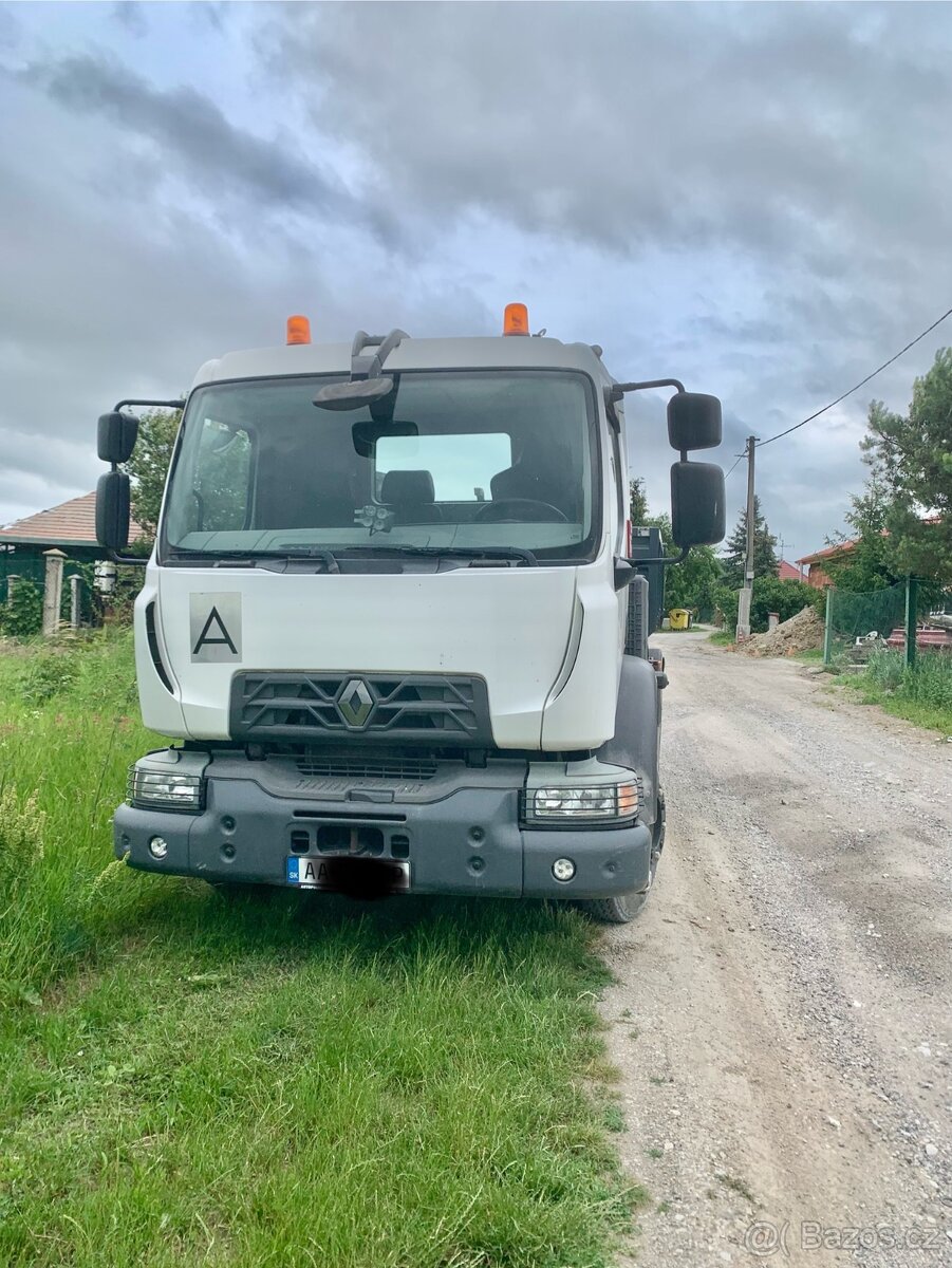 Renault D13 hákový nosič kontajnerov - 2