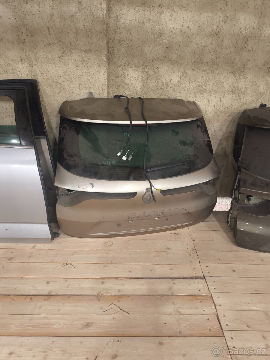 Dveře Renault Megane 4 - 2