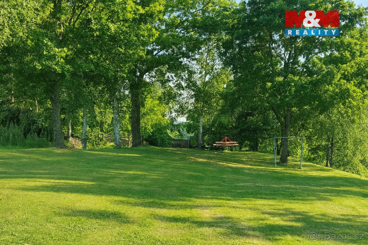 Prodej ideální 1/2 souboru pozemků ve Svijanském Újezdu - 2