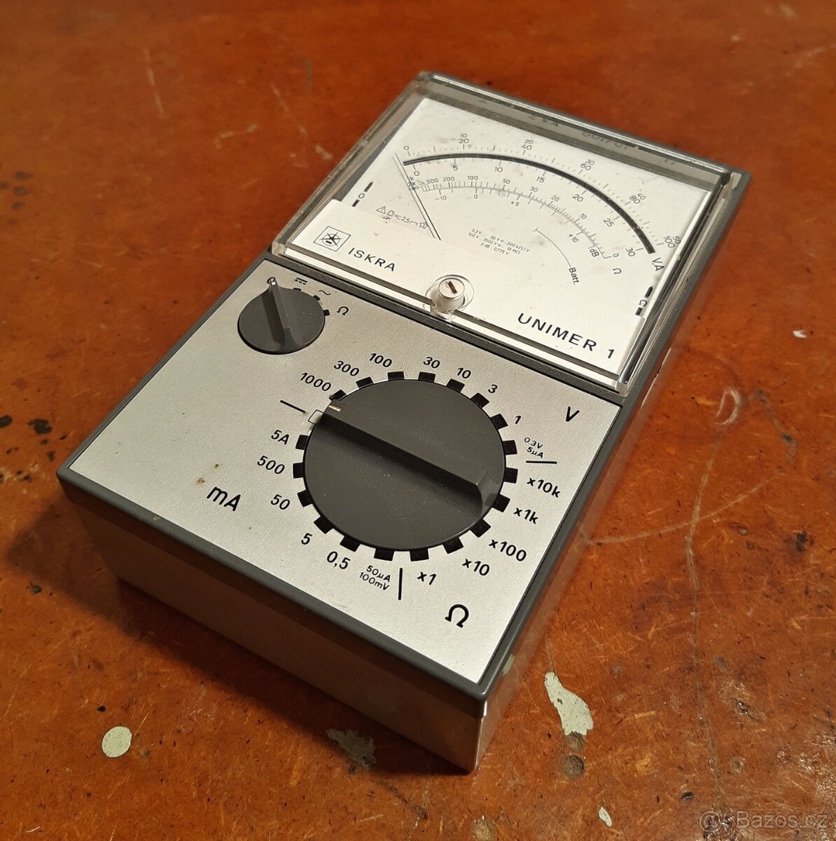 Funkční multimetr Iskra UNIMER 1 z roku 1972 - 2