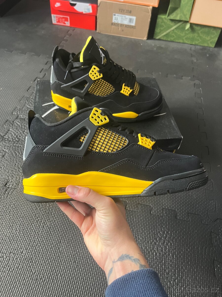 Nike Air Jordan 4 Yellow Thunder - 2