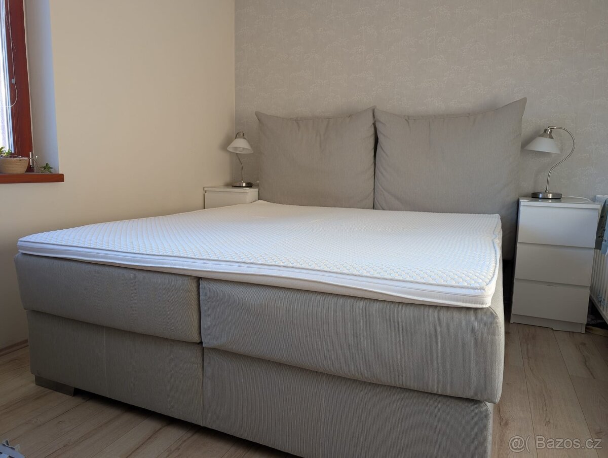 Čalouněná postel boxspring - 2
