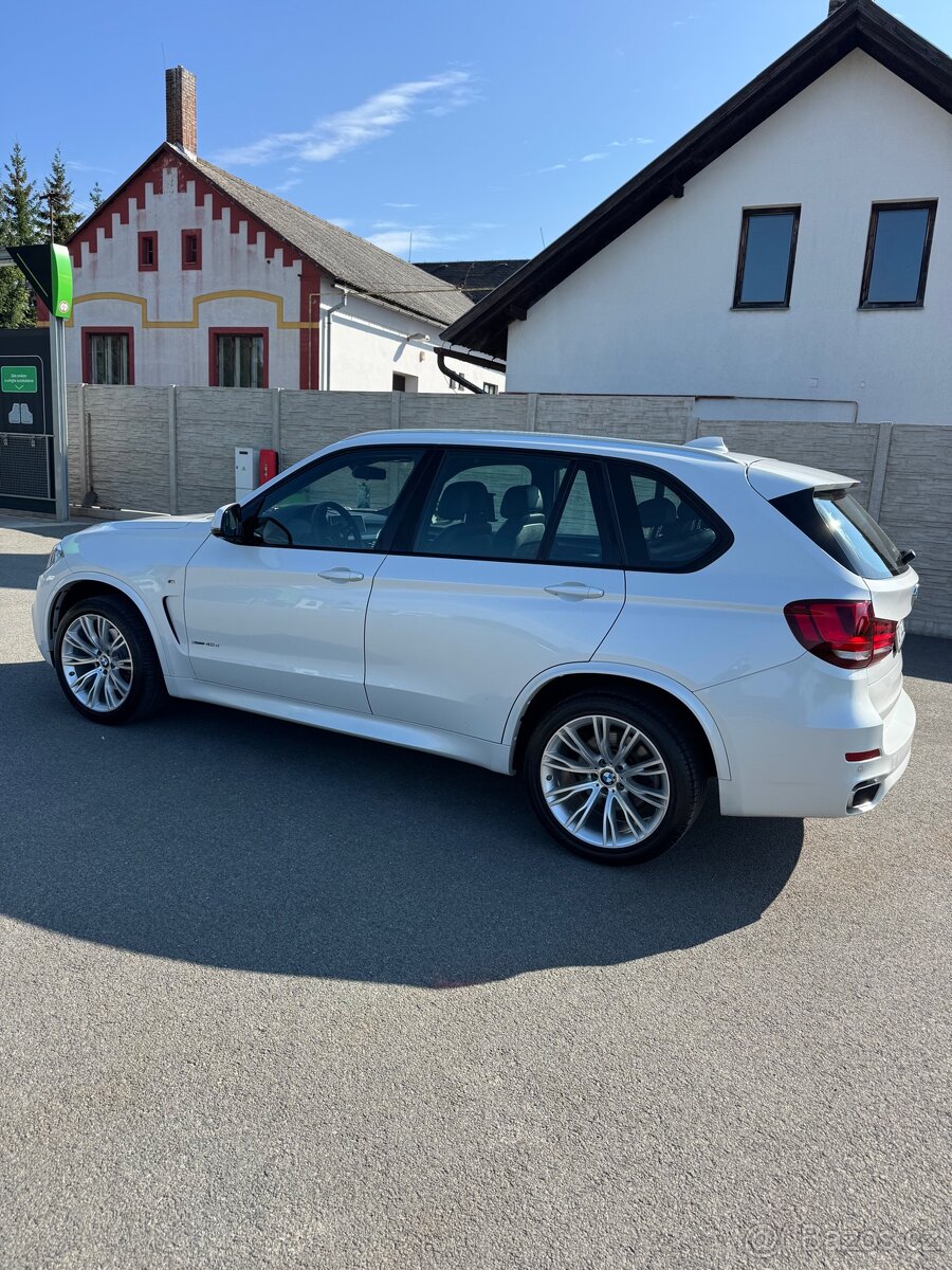 BMW X5, xDrive 40d, 230kw, plná výbava - 2