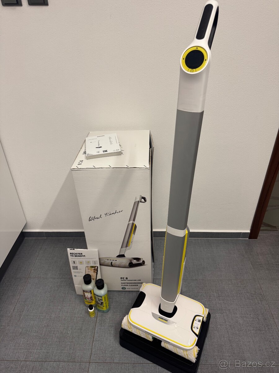 Podlahový čistič karcher - 2