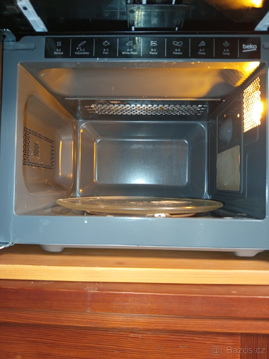 Mikrovlnná trouba Beko - 2