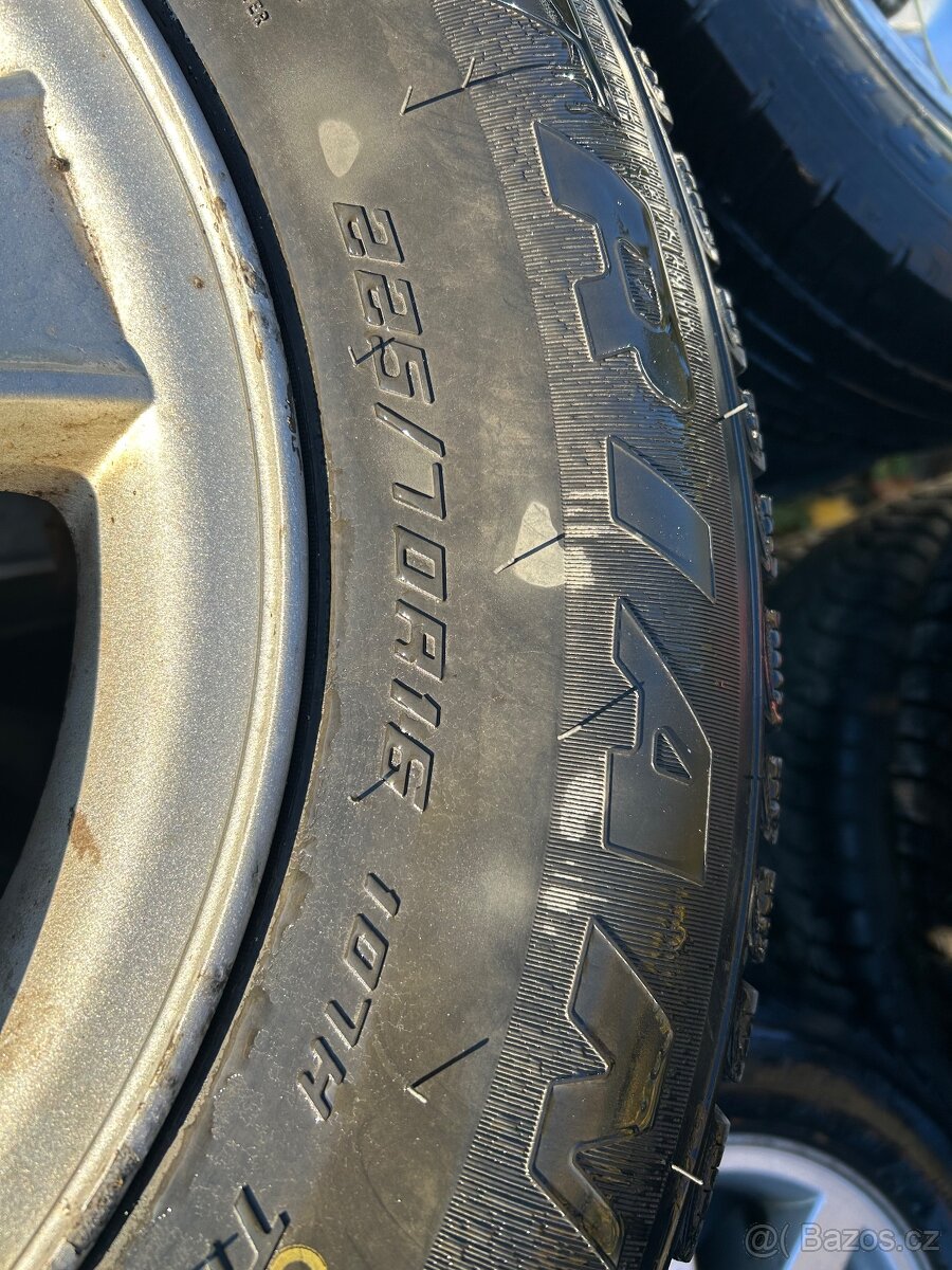 Hyundai Santa Fé - zimní pneu včetně elektronů - 2