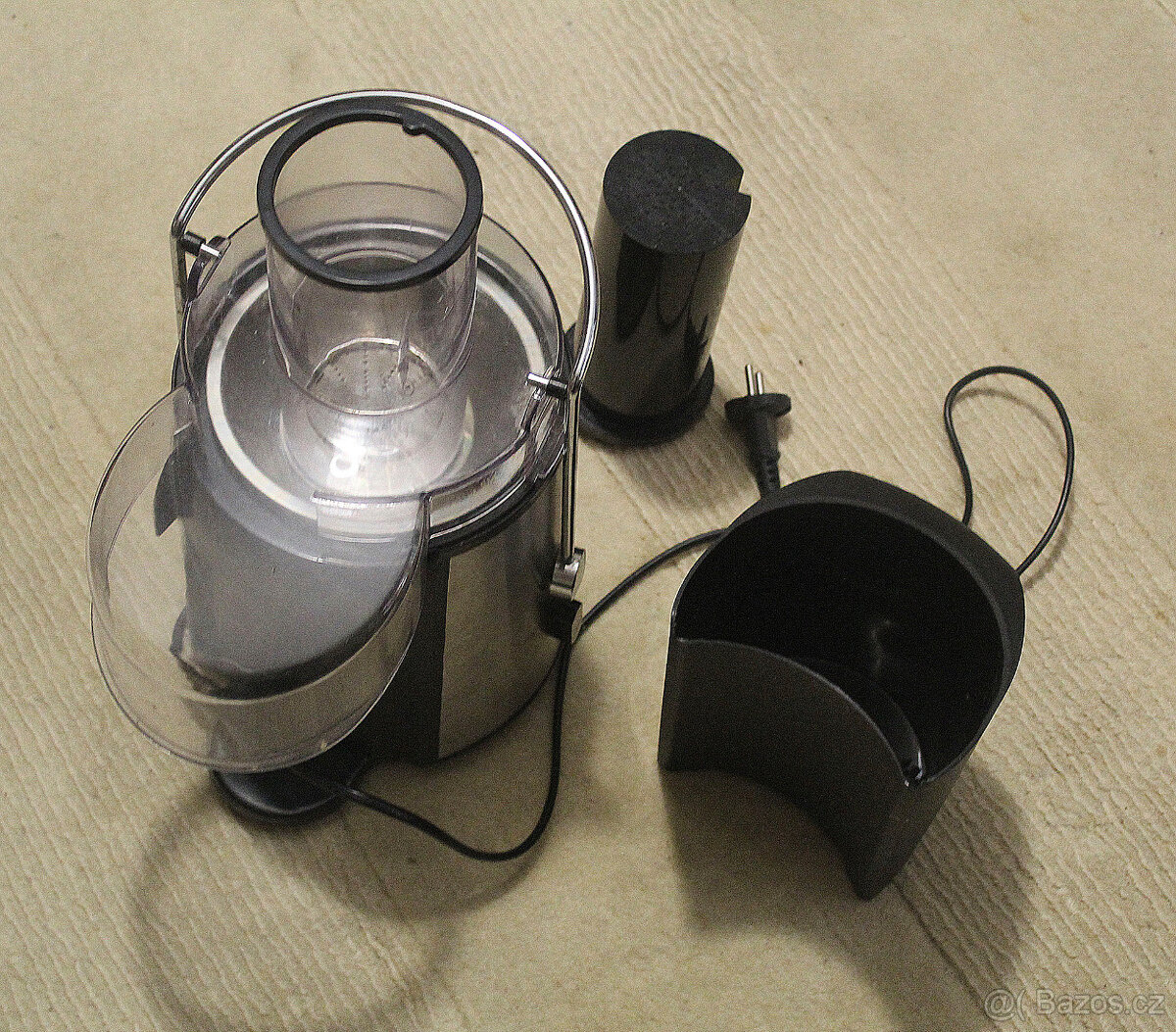 Odšťavňovač Rohnson R-427 - 2