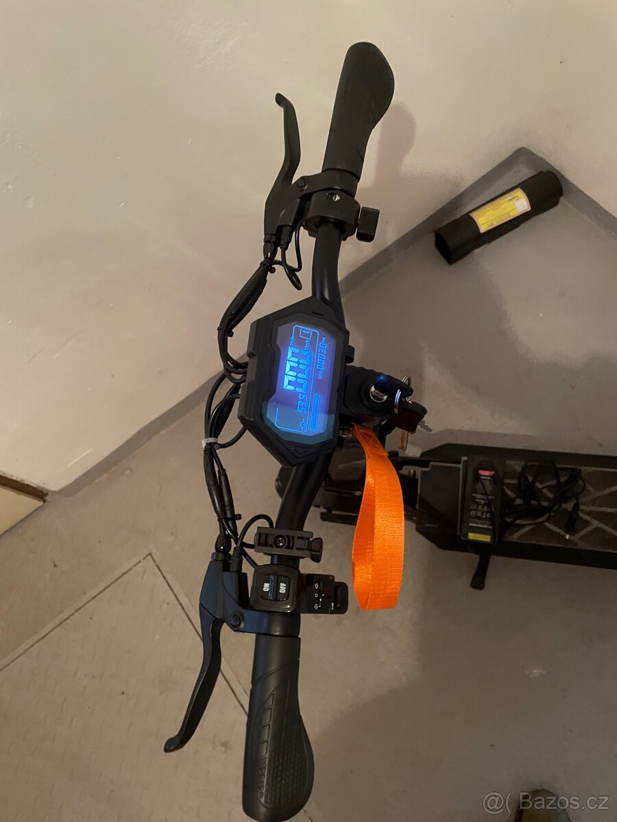 Elektrická koloběžka - 2