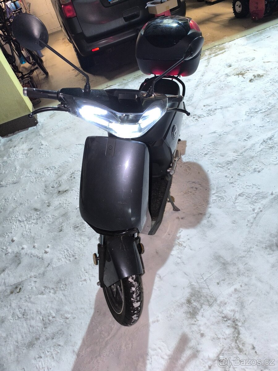 ELEKTRICKÁ MOTORKA SUPER SOCO (plně funkční) - 2