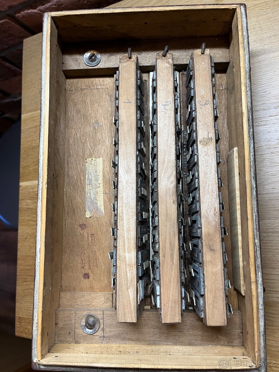 Prodej staré heligonky - 2