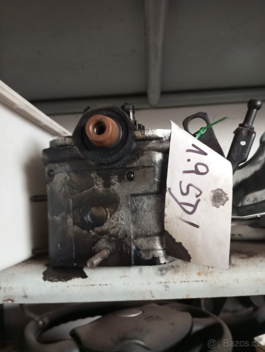 Hlava fabia 1.4 16 ventil - 2