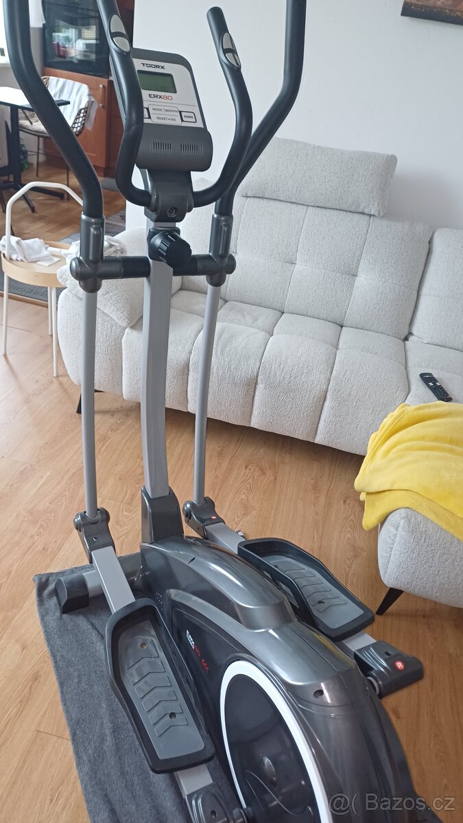 Crossový trenažer TOORX ERX80 - 2