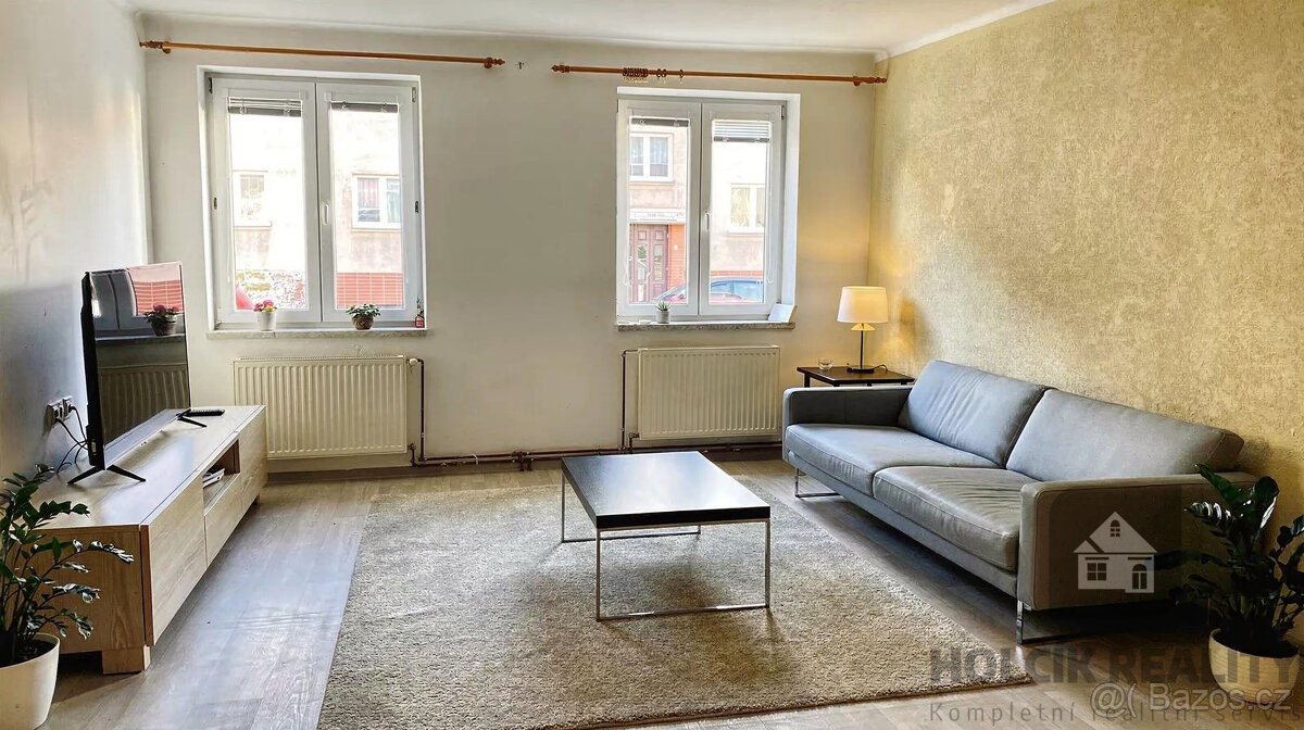 prodej bytu 3+1 70 m2 Krnov - 2