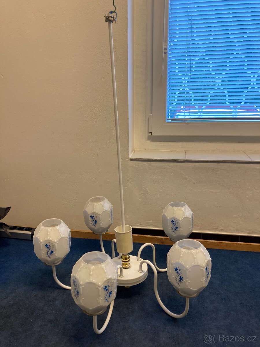 lustr s lampičkami - 2