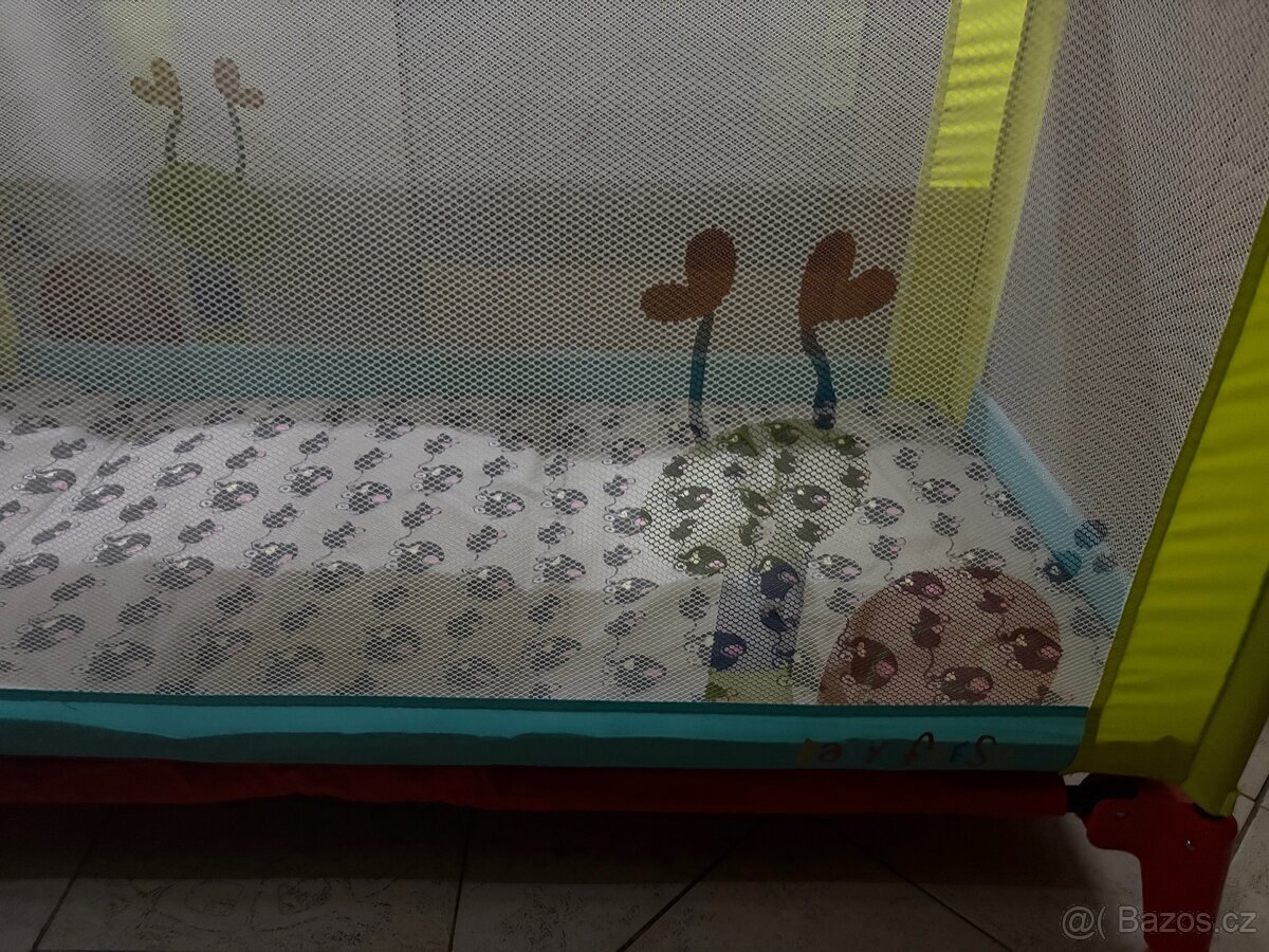 Cestovní postýlka - 2