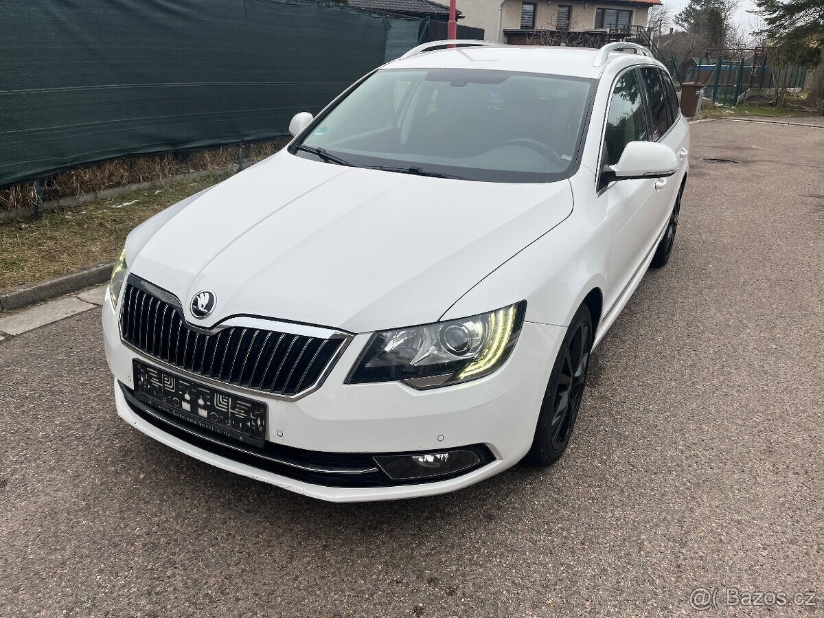 Škoda Superb 2 facelift 2014 125kW DSG Elegance - 2