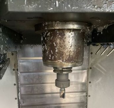 Obráběcí centra - vertikální VF 2SS - 2