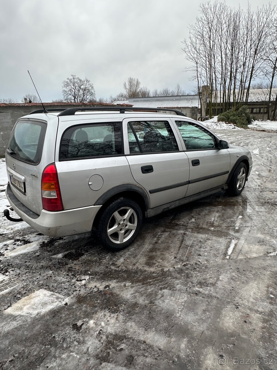 Opel Astra caravan G - 2