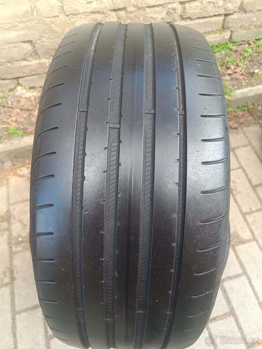 2x 225/45 R17 94Y Goodyear - 4 mm - 2