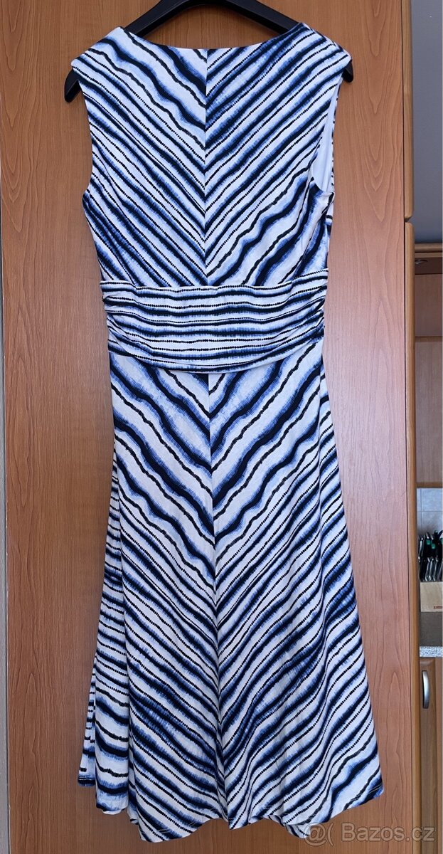 Letní šaty Phase Eight - 2
