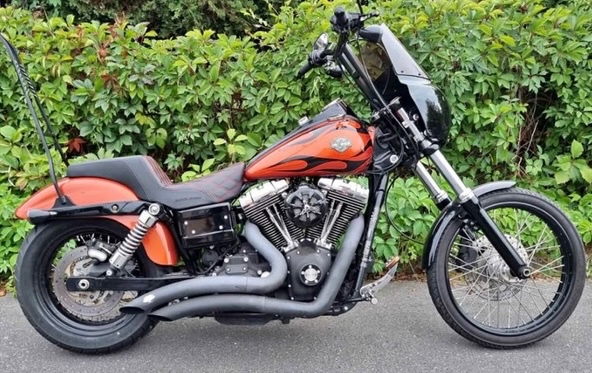 Harley Davidson-Dyna Wide Glide - 2